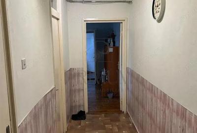 Apartament cu 3 camere semidecomandat în Girocului - 11