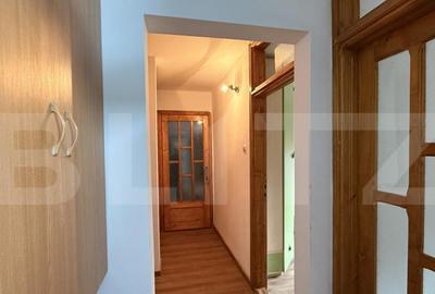 Apartament cu 3 camere semidecomandat în 1 Mai - 13