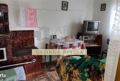 Casă cu 4 camere cu Canalizare în Central - 8