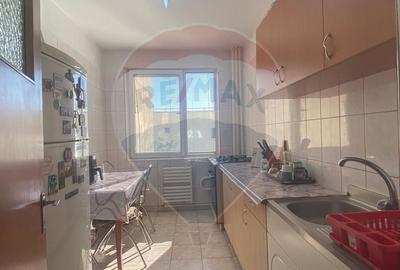 DE VANZARE Apartament cu 2 camere in zona Titan - 11