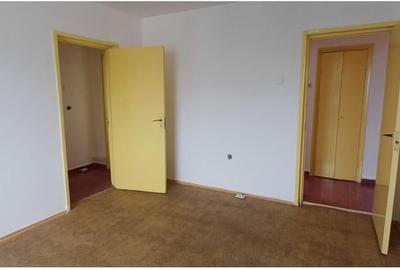 Apartament 2 camere ,etaj intermediar,Calea Bucuresti - 3