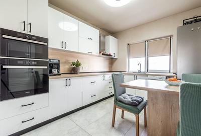 Duplex cu 8 camere cu Canalizare în Vladimirescu - 2