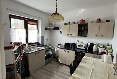 Casă cu 4 camere cu Teren 263 Mp în Central - 7