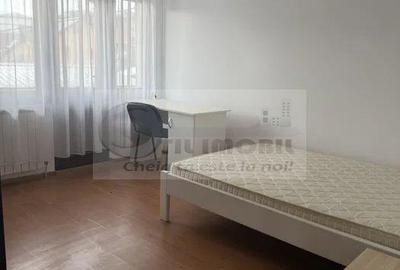 Apartament cu 3 camere în Central - 4