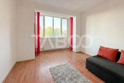 Apartament cu 4 camere semidecomandat, mobilat în Central - 7