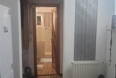 Apartament cu 2 camere decomandat în 9 Mai - 6