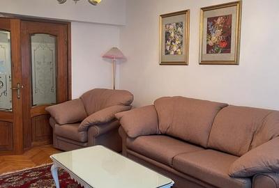 Apartament cu 4 camere decomandat în Victoriei - 10