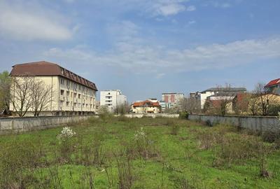 Teren de 5000 mp, în Drumul Taberei - 20