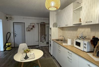 Apartament cu 3 camere decomandat în Popoveni - 8