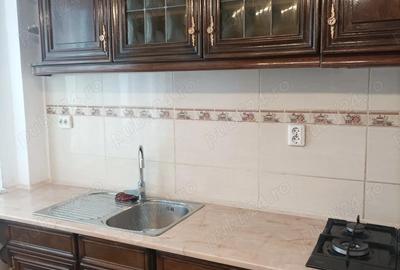 Apartament cu 4 camere decomandat în Central - 2