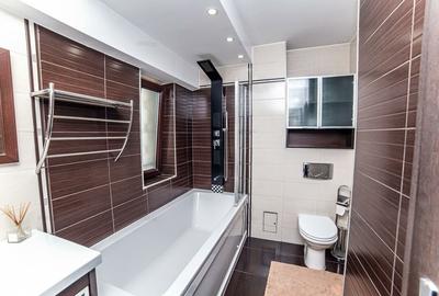 Apartament cu 4 camere decomandat, mobilat în P-ța Unirii - 16