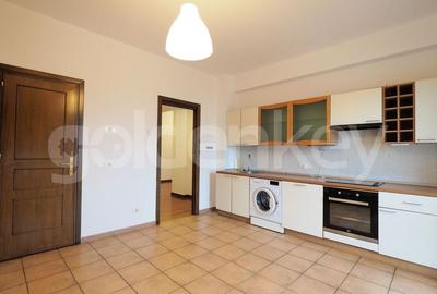 Apartament generos cu 4 camere | vedere panoramica Sud | terasa si garaj Apartament generos cu 4 camere | vedere panoramica Sud | terasa si garaj - 6