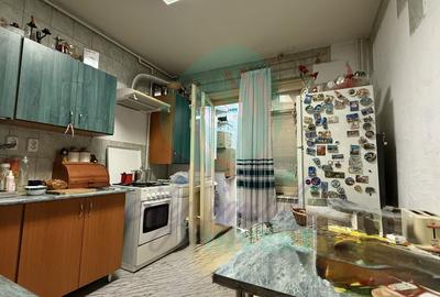 Apartament cu 3 camere decomandat în Basarabia - 6