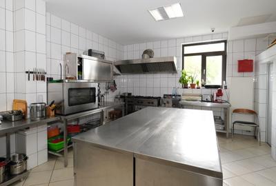 Vanzare pensiune noua complet functionala superba Prahova padure priveliste - 15
