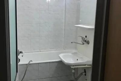 Apartament cu 3 camere semidecomandat în George Enescu - 4