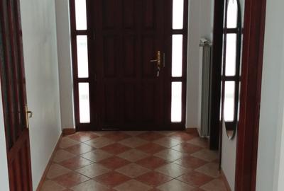 Casă individuală cu 9 camere cu Canalizare în Floreasca - 14