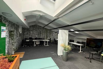 Birou, de 900 mp, în P-ța Universității - 4