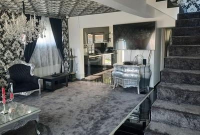 Duplex cu 4 camere cu Canalizare în Florești - 1