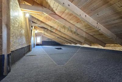 Casa / Duplex cu 3 camere de inchiriat in zona Harmanului - 14