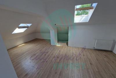 Apartament cu 3 camere semidecomandat în Colentina