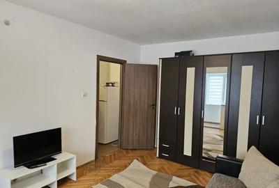 Garsonieră, mobilată în Lunei - 7