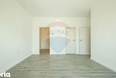 Casă cu 5 camere cu Teren 657 Mp în Florilor - 14