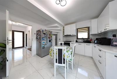 Vanzare Casa la cheie, constructie noua, intabulata,teren 680 mp - 38