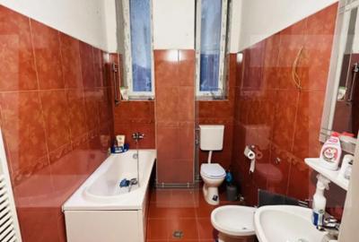 Apartament cu 4 camere decomandat în Central - 3