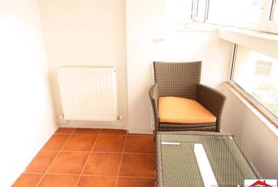 Apartament cu 2 camere de inchiriat central - 1