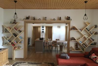 Casă cu 5 camere cu Teren 3400 Mp în Valea Călugărească - 1