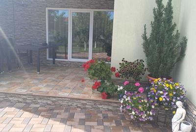 Casă cu 4 camere cu Teren 617 Mp în Cobadin - 3