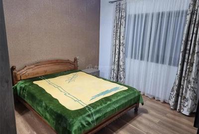 Casă cu Teren 1010 Mp în Micești