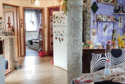 Casă cu 3 camere cu Canalizare în Baldovinești - 2