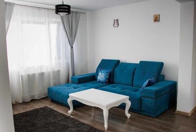 Apartament cu 2 camere decomandat, mobilat în Tractorul - 2