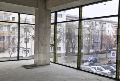 Spațiu comercial, de 150 mp, în Central - 1