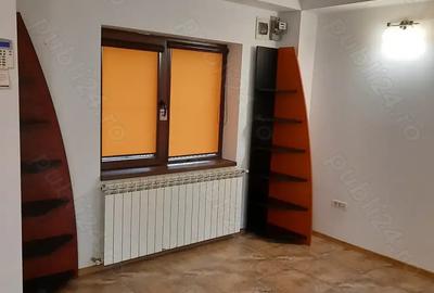 Spațiu comercial, de 30 mp, în Tomis II - 2