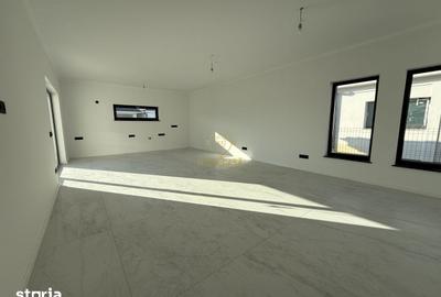 Casă cu 4 camere cu Teren 420 Mp în Central - 8