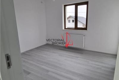 Casă cu 4 camere cu Teren 370 Mp în Central - 4