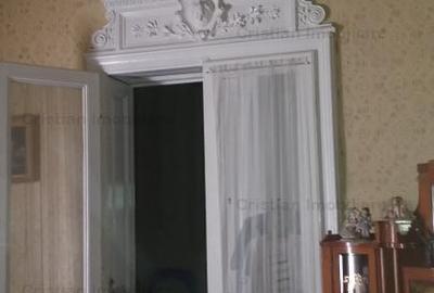 Casă cu 8 camere cu Canalizare în Apollo - 2