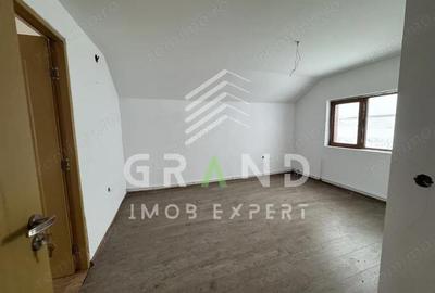 Casă cu Canalizare în Tureni - 3