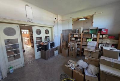 Casă cu 5 camere cu Teren 2800 Mp în Poienarii Burchii - 19