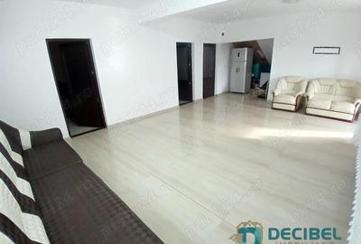 Casă cu 6 camere cu Teren 300 Mp în Est - 1