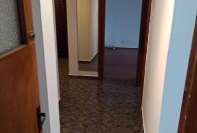 Apartament cu 3 camere decomandat în Brâncoveanu - 3