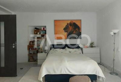 Apartament spatios la casa 3 camere decomandate 80 mp Cisnadie - 6