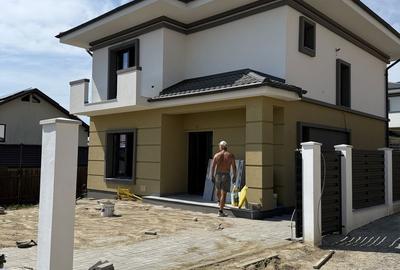 Casă cu 4 camere în Miroslava