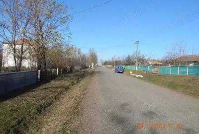 Casă cu 2 camere cu Teren 2100 Mp în Călărași - 5