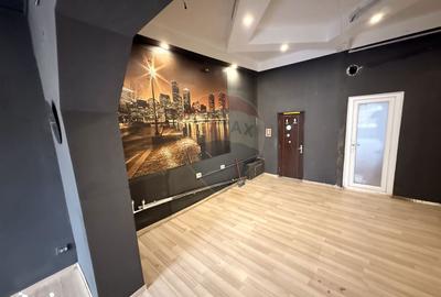 Spațiu comercial, de 45 mp, în Central - 2