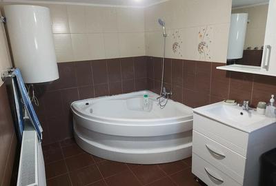 Casă cu Teren 1000 Mp în Stejaru - 2