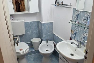 Apartament cu 3 camere decomandat în Central - 1