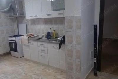 Apartament cu 3 camere decomandat în Colentina - 2
